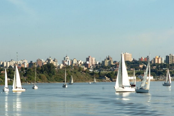 Pasajes de Buenos Aires a Paraná